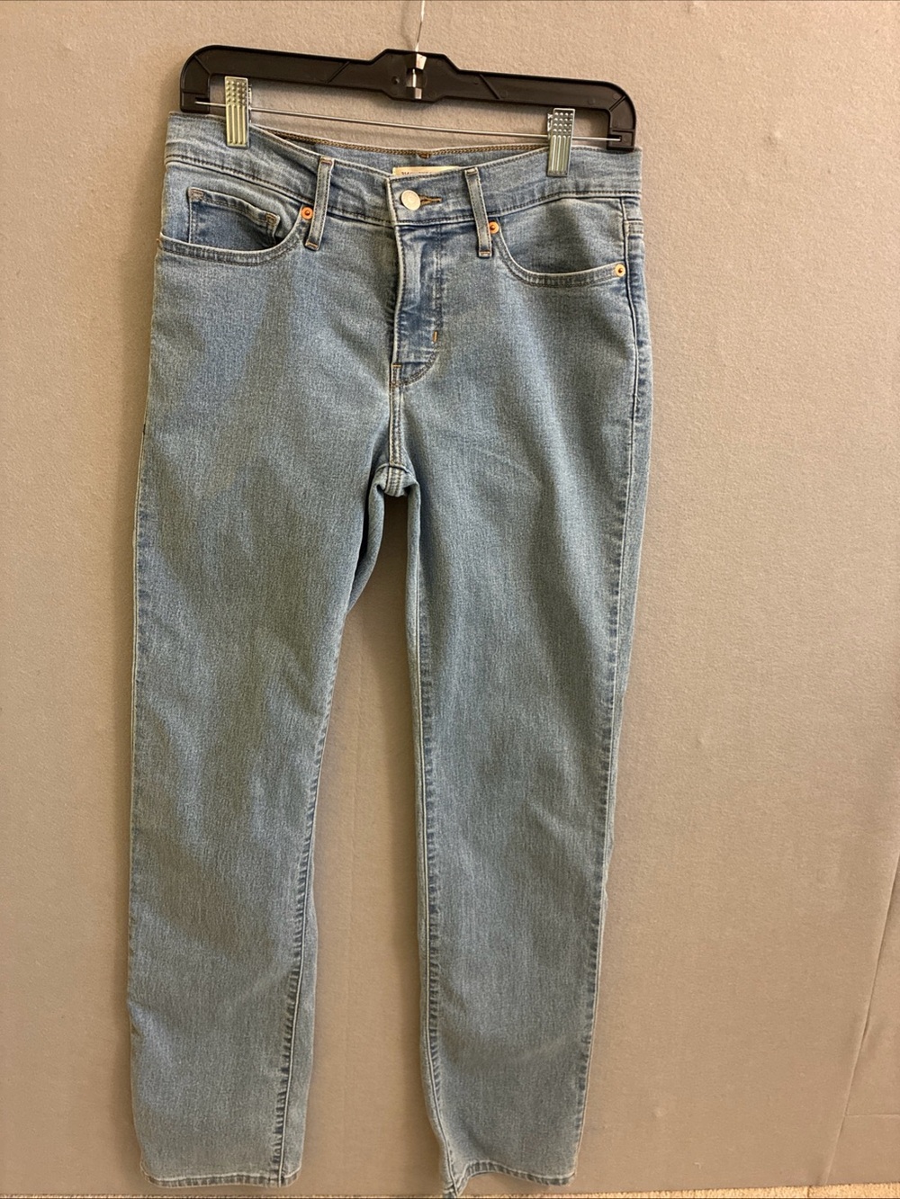 Levi's Light Wash Straight-Leg Women's Jeans